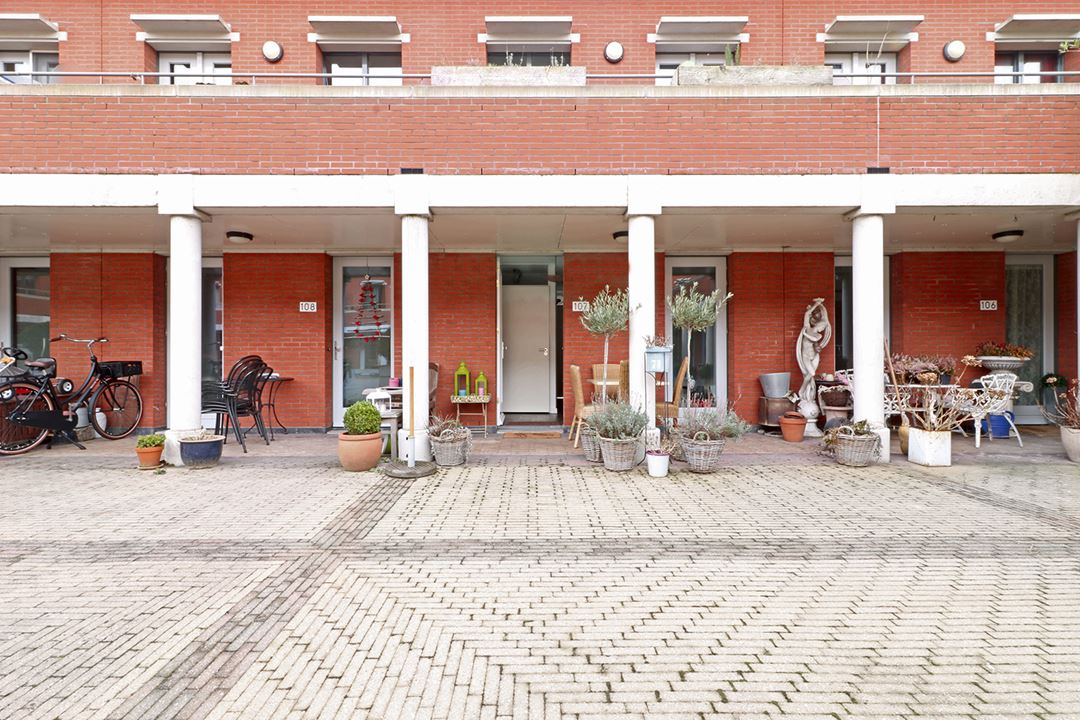 Huis-4